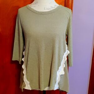 Umgee Green Hi-Low Top Size Large